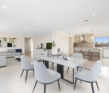 “Your Perfect Family Haven Awaits in Prime Point Cook Location” - Photo 4