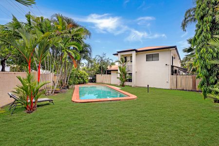 13/65-69 Cedar Road, Palm Cove QLD 4879 - Photo 3