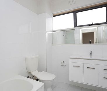 7/1A Irving Avenue, Prahran VIC 3181 - Photo 6