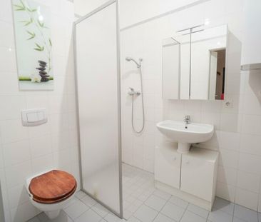 Gemütliche 2-Zimmer-Wohnung mit Balkon in Graz - Ideal für Ihr neue... - Photo 2