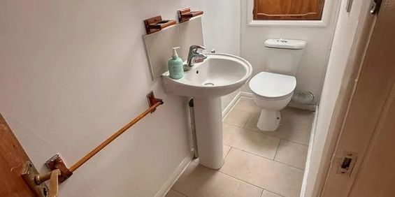 Studio Flat, Stoke Newington Road, N16 - Photo 3