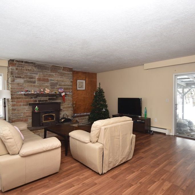 For Lease - 5373 Aurora Road, Whitchurch-Stouffville, Ontario - Photo 1