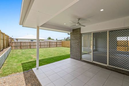 “BRAND NEW PREMIUM AND SPACIOUS 4 BEDROOM HOME WITH DUCTED COOLING IN THE HEART OF GREENBANK NOW AVAILABLE!!” - Photo 4