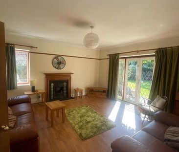 108 Holt Drive - Stunning Detached Home & next to James FranceLough... - Photo 1