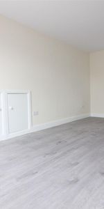Kingsley Road, Hounslow - Photo 4