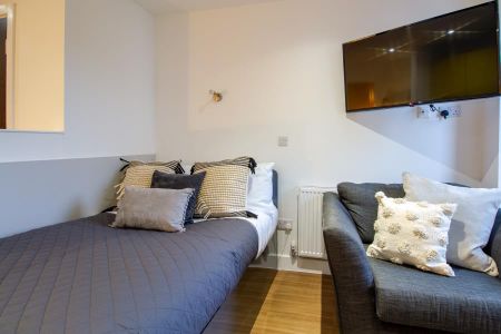 Studio to rent - Photo 3