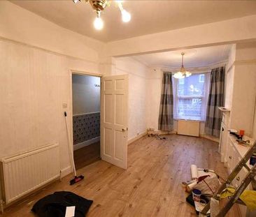 Kimberley Road, London, N18 - Photo 3