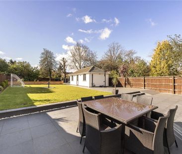 6 bedroom detached house to rent - Photo 4