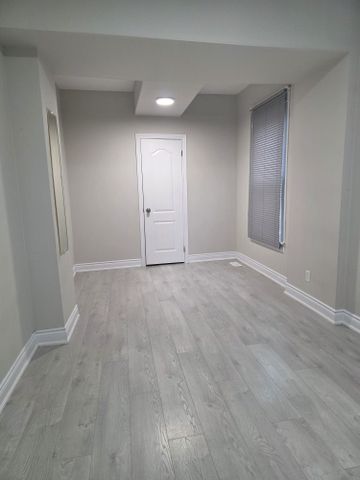 For Lease - 4554 Third Avenue Unit# MAIN, Niagara Falls, Ontario - Photo 4