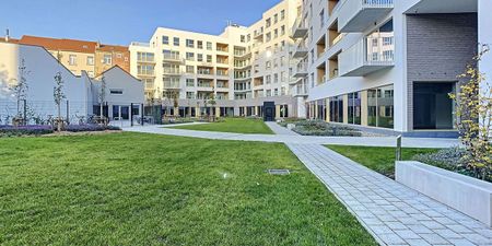 Appartement te huur in Sint-Jans-Molenbeek voor € 1.250 met 2 slaapkamers - Photo 4