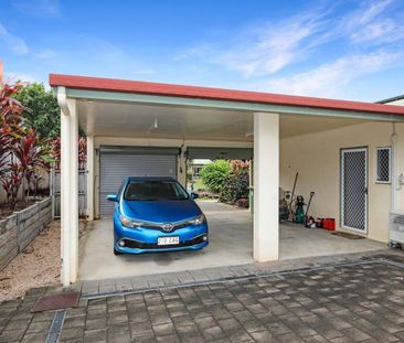 Extra Spacious Family Home - Fully Tiled - Solar - Photo 4