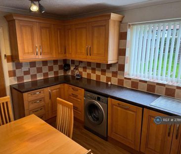 3 bedroom terraced house to rent - Photo 5