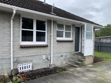 2 Bedroom Flat in Great Location - Photo 2