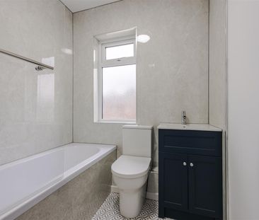 To Let 3 Bed House - Semi-Detached - Photo 5