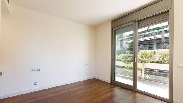 4 room luxury Apartment for rent in Barcelona, Catalonia - Photo 1