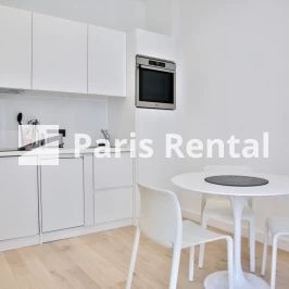 1 chambre, Europe-St Lazare Paris 8e - Photo 3