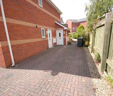 Emmanuel Mews, St Thomas, Exeter, EX4 - Photo 4