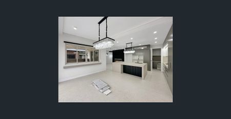 Luxurious Quality Home! - Photo 4