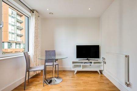 Studio Flat, Indescon Square, E14 - Photo 4