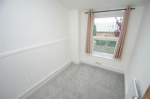 2 bedroom | Terraced house - Photo 1