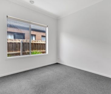 FOUR BEDROOM HOME - Photo 4