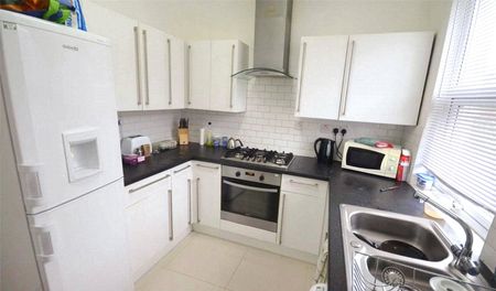 37 Filey Road, Fallowfield, Manchester, M14 6GG - Photo 2