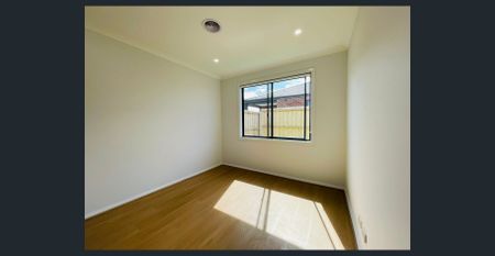 Convenient Tarneit Living – Near Schools, Station & Shops! - Photo 3