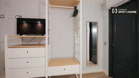 Piso de alquiler en El Raval - Foto 4