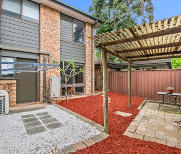 Well presented 3 bedroom home - Photo 3