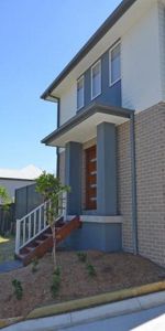 1/138 Croudace Road, Elermore Vale NSW 2287 - Townhouse For Rent | Domain - Photo 4