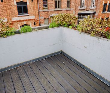 Ruim 2 slaapkamer appartement met dakterras (4m2) in het centrum va... - Photo 4