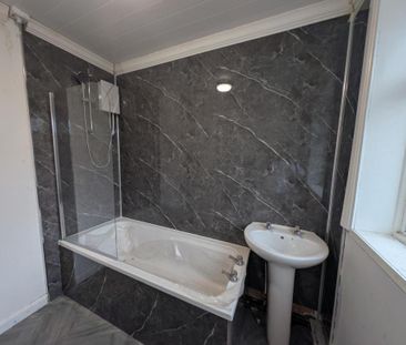 2 bedroom terraced bungalow to rent - Photo 4