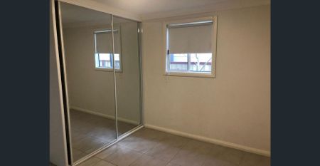 Cozy Two-Bedroom unit in Quiet Cambridge Park Location - Photo 2