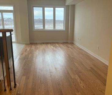 For Lease - 46 ROWLOCK ST Street, Welland, Ontario - Photo 1