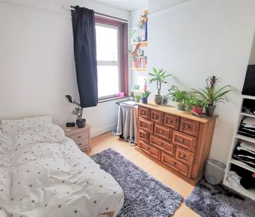 Room in a Shared House, Queens Park Terrace, BN2 - Photo 5