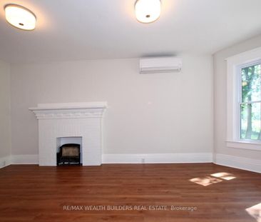 Detached Home For Lease | W8099878 - Photo 2