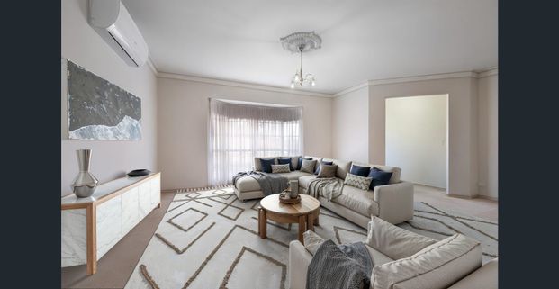 Modern 2-Bed Unit in quiet location - Photo 1