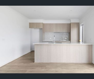 A Modern Haven for the Whole Family - Photo 5