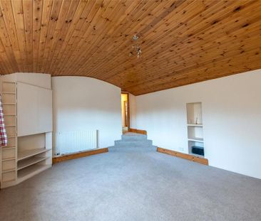 5 bedroom detached house to rent - Photo 5