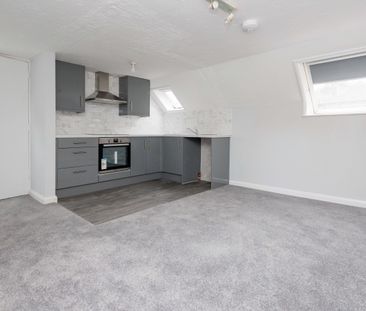 1 bed flat to rent in Fir Vale Road, Bournemouth, BH1 - Photo 6