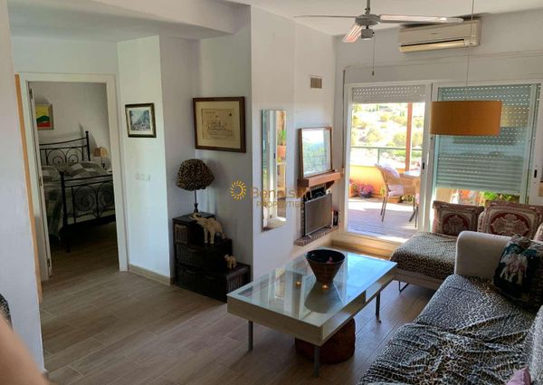Penthouse for rent in Sitio de Calahonda (Mijas), 1.400 €/month