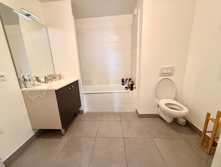 Location Appartement 2 pièces 40m² MAUGUIO 34130 - Photo 4