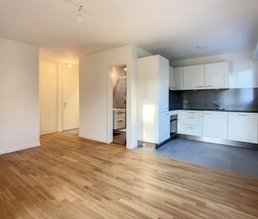 Appartement transformé en 3.5 pièces, entièrement rénové - Photo 1