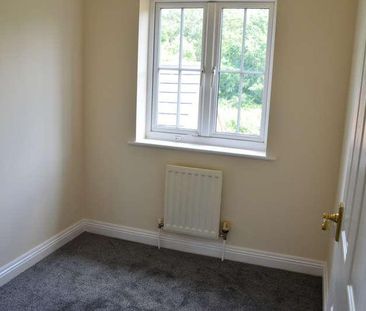 Willow Close, St Georges, BS22 - Photo 2