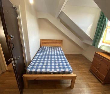 6 bedroom house to rent - Photo 3