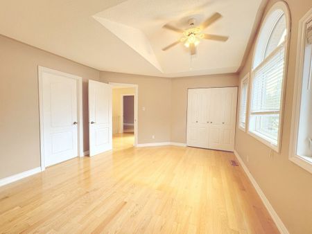 For Lease - 849 Hollander Road, Newmarket, Ontario - Photo 4