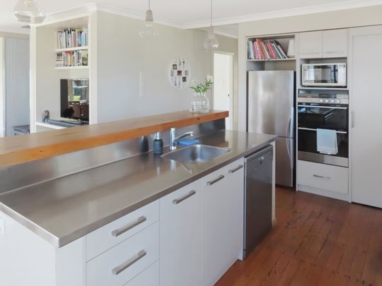 Waiwhetu Living - Photo 1