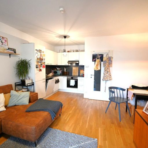 Zentrale Lage - perfekt geschnittene 2-Zimmer Wohnung mit Balkon ab Jänner! - Photo 1