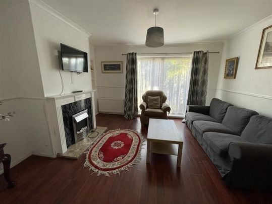 4 bedroom semi-detached house to rent - Photo 1