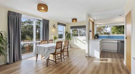 Jubilee Jewel - Photo 2